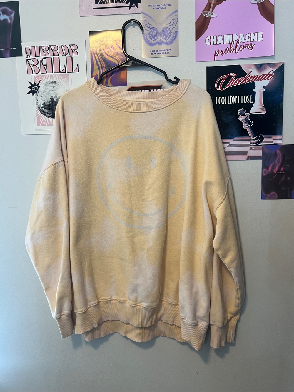 American Eagle Outfitters Pale Yellow Tie dye Smiley Crewneck Sweatshirt